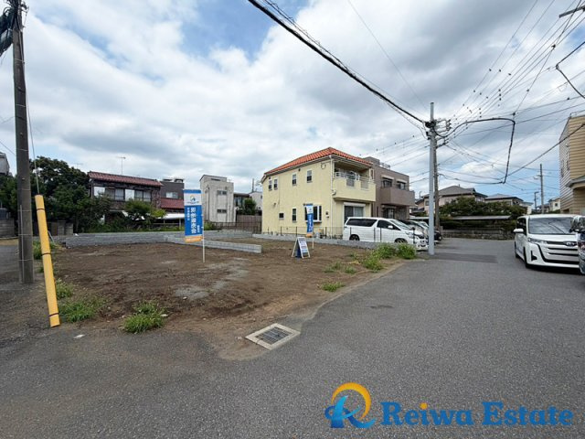 新築戸建　茅ヶ崎市常盤町の前面道路含む現地写真