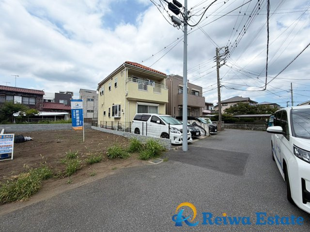 新築戸建　茅ヶ崎市常盤町の前面道路含む現地写真