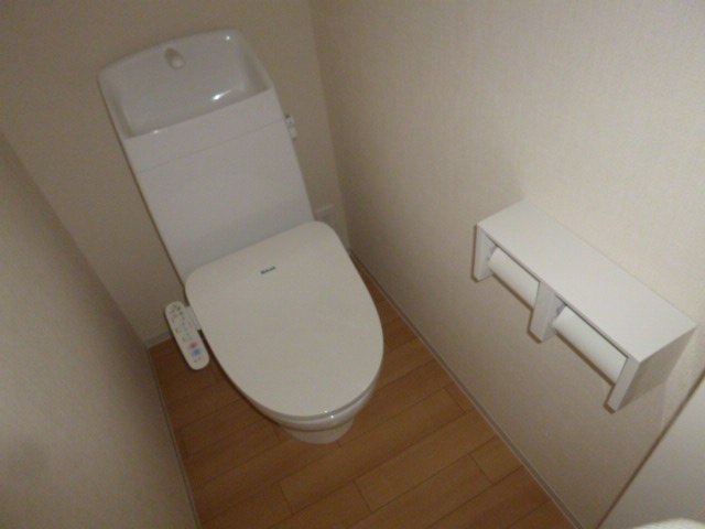 シャンブッシュのトイレ|温水洗浄便座