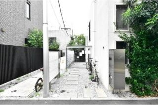ＦＡＲＥウエハラノイエＥＡＳＴのロビー