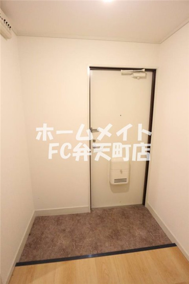 【玄関】 | ヴィラ入船 | きれいな玄関です