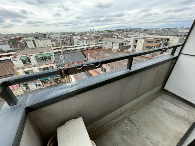 グローバルエイシンのバルコニー