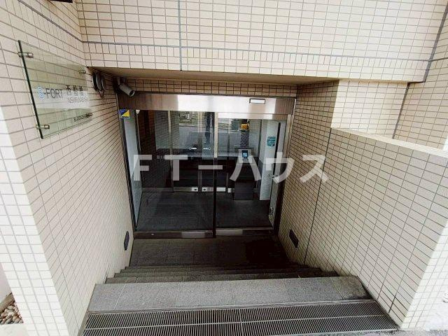 Ｓ－ＦＯＲＴ西船橋のエントランス