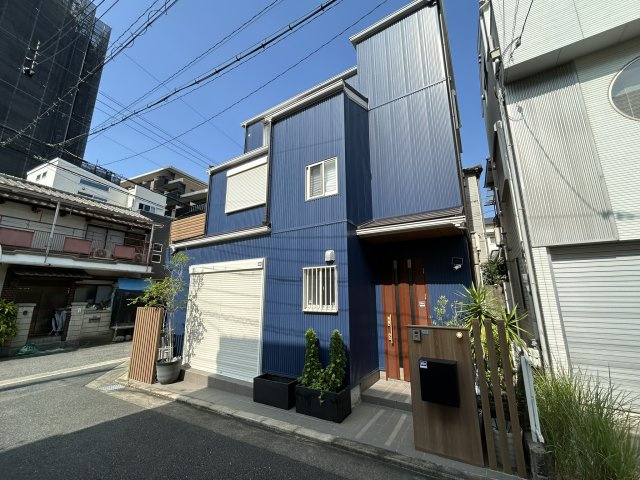 【外観】 | 東塚口町１丁目店舗付貸家 | きれいな外観です