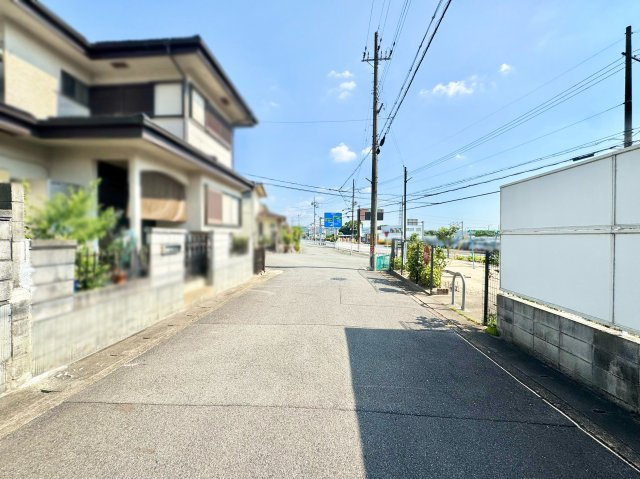 【前面道路含む現地写真】の画像