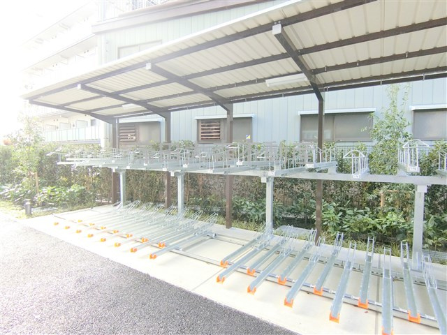 ラティエラ大鳥居のその他共用部分|屋根付きラック式の駐輪場　