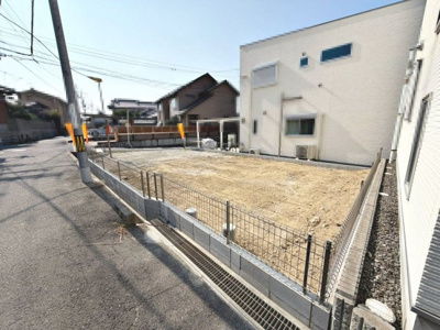 【外観】 | 深阪３丁　新築戸建 | 前面道路約５．７ｍ/約４ｍ！閑静な住宅街で叶える穏やかな新生活をここではじめませんか♪