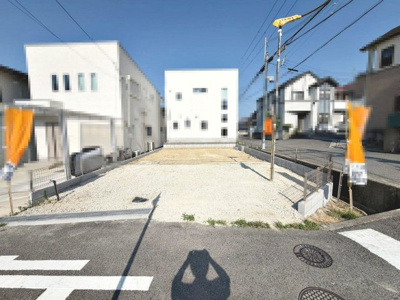 【外観】 | 深阪３丁　新築戸建 | トイレ１階と２階の２ヶ所あります！忙しい朝や家族の多いご家庭も安心ですね♪