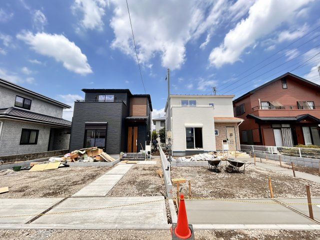 【LiveleGarden】宇都宮市鶴田町 第24 全2棟の外観|〇分譲地〇
スーパーやコンビニなど、毎日の生活に欠かせない利便施設を今から現地で確認されることをおススメします。
もちろん弊社営業がご案内する事も可能です！
※2026年7月撮影