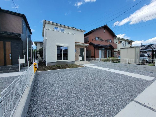【LiveleGarden】宇都宮市鶴田町 第24 全2棟の外観
