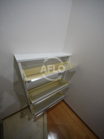 グランエクラ今宮戎の内装|グランパシフィック今宮戎　シューズＢＯＸ