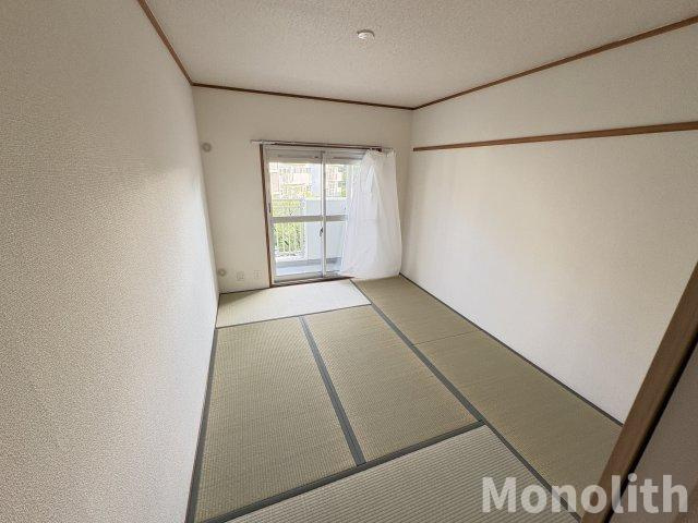 泉北城山台２丁11号棟の和室