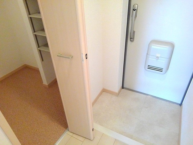 【玄関】 | カルム名神