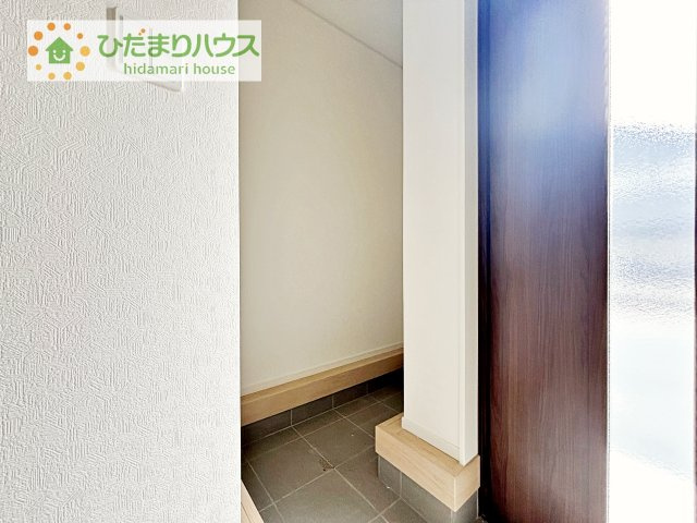 【収納】 | 下妻市鬼怒第7　新築戸建 | 土間の玄関シューズクロークならアウトドア用品やベビーカーも土汚れを気にせずスッキリ収納できます！