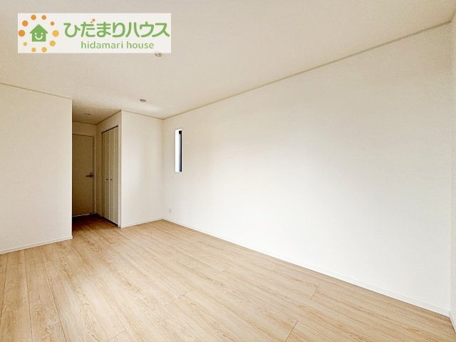 【洋室】 | 下妻市鬼怒第7　新築戸建 | 広めの主寝室は、ベッドの他にもパソコンデスクやドレッサーなども置けちゃいます(*^-^*)