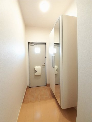 アルバーダの玄関