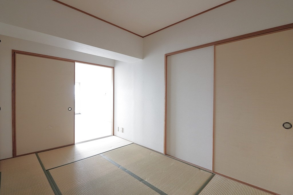 オーク・スクエア西神中央七番館の和室