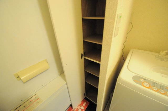 【玄関】 | レオパレスＴＲＥ | ※写真と現状が異なる場合は現状を優先