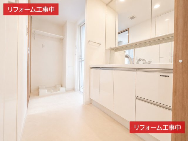 ルネ大津膳所の独立洗面台