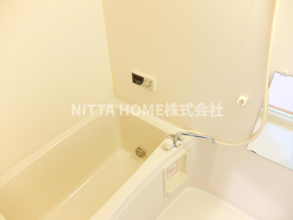 エスガーデン杉の浴室|お風呂・トイレは別々です(#^.^#)