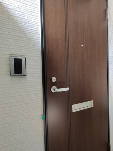 ハーモニーテラス栗原Ⅲの玄関