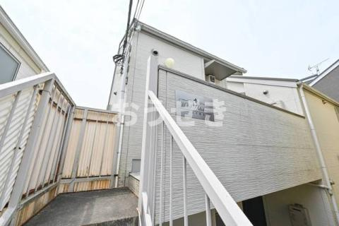 エムズ横浜の外観