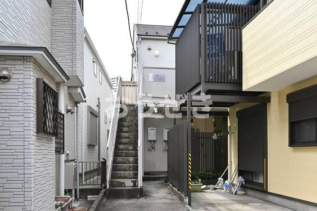 エムズ横浜のエントランス