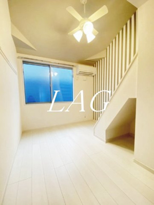 【居間・リビング】 | キュステ | 洋室のお部屋です。