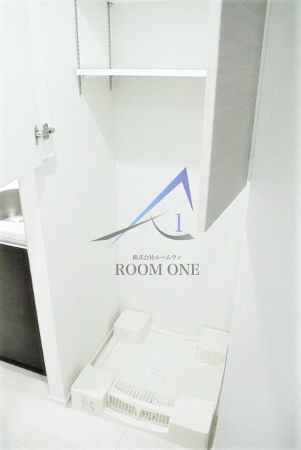 ジーベック東日暮里ノースの設備|洗濯機置き場です。