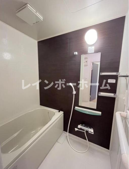 village Globo特典：【仲介手数料：50％OFF】対象物件！の浴室|ゆったり過ごせるお風呂です