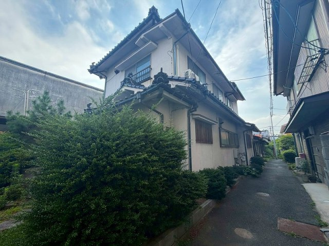 ■□角盤町3丁目中古戸建□■の外観|昭和51年築の建物になります。
