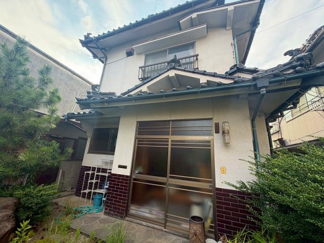 ■□角盤町3丁目中古戸建□■の外観|昭和51年築の建物になります。