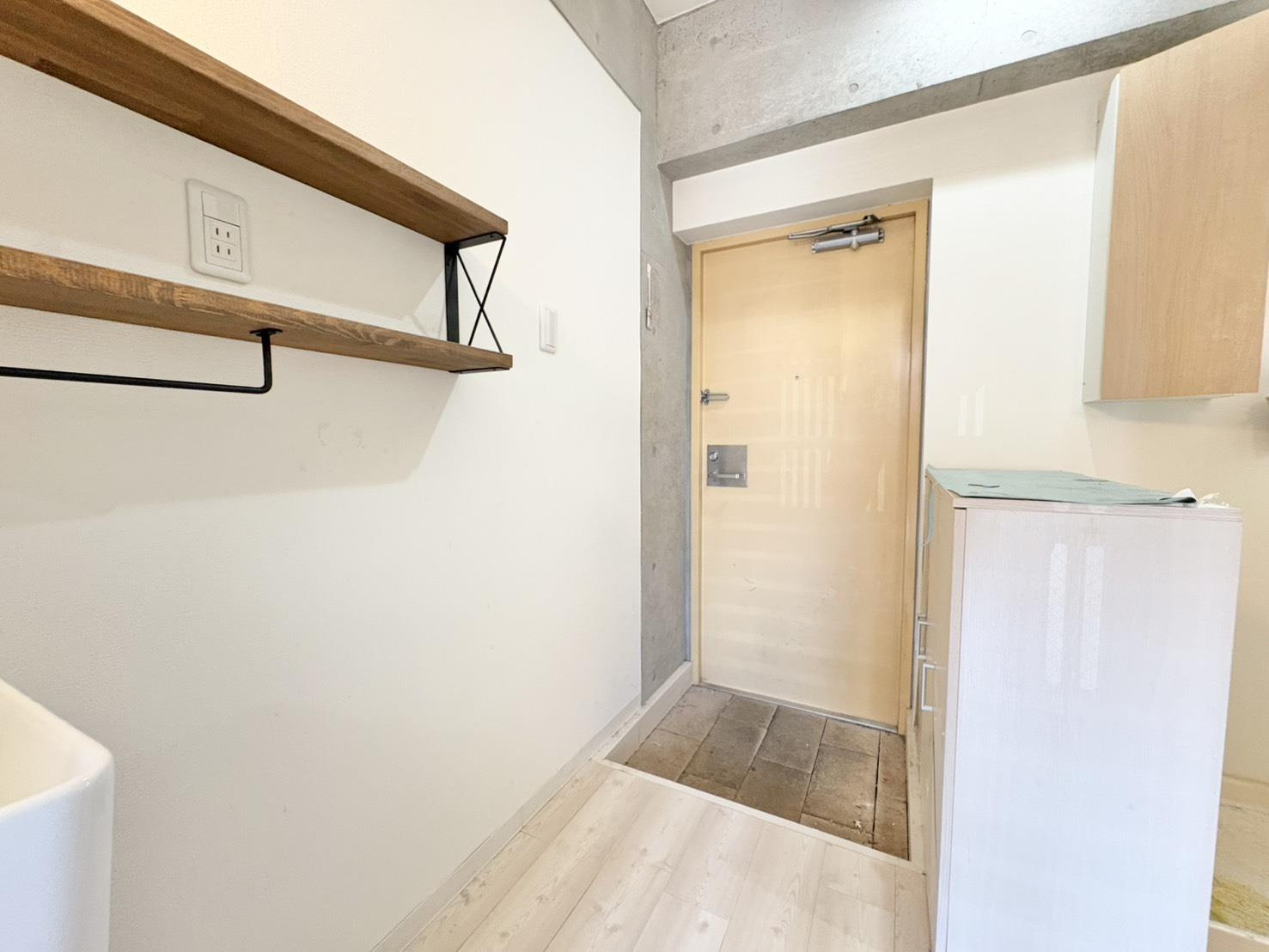 熊本市南区江越１丁目の賃貸マンションの玄関