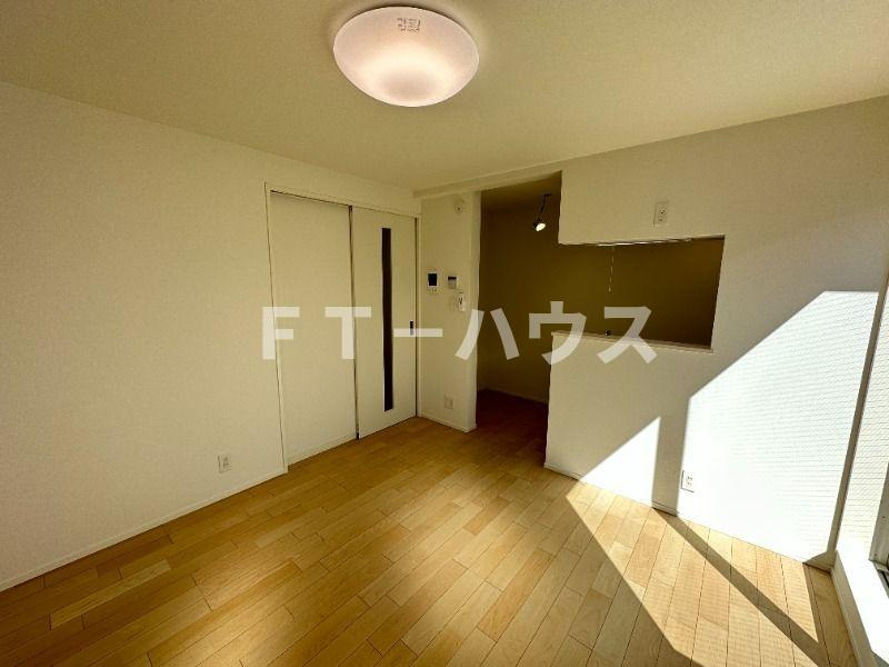 R-SIXTEENのその他