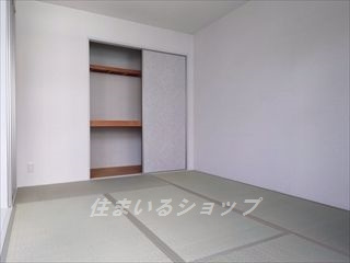 レーヴィンス落合の収納