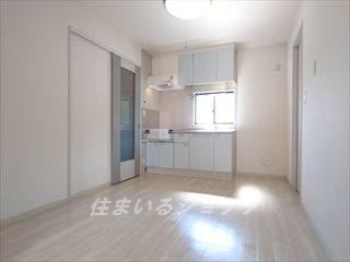 レーヴィンス落合のキッチン