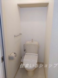 レーヴィンス落合のトイレ|シャワートイレ