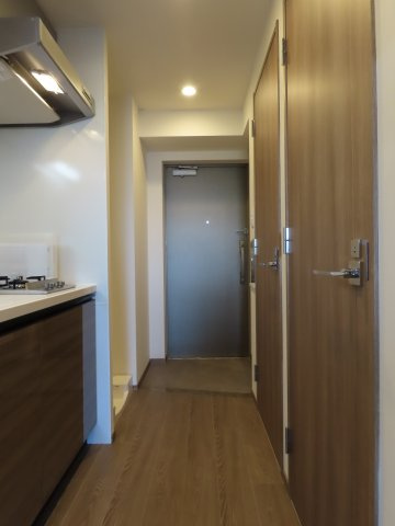 大阪市淀川区三津屋北２丁目の賃貸マンションの玄関