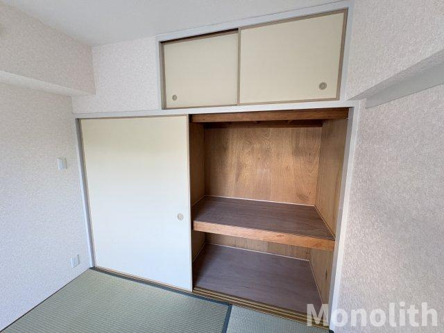 泉北鴨谷台３丁6号棟の収納