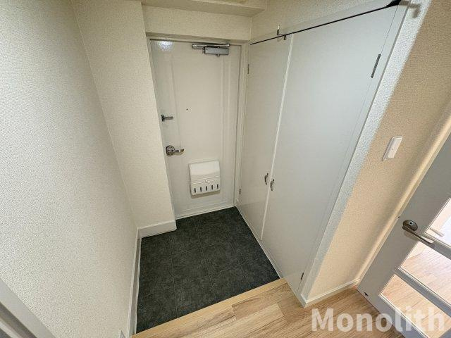 泉北鴨谷台３丁6号棟の玄関