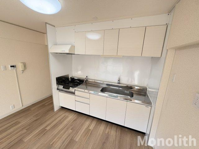 泉北鴨谷台３丁6号棟のキッチン