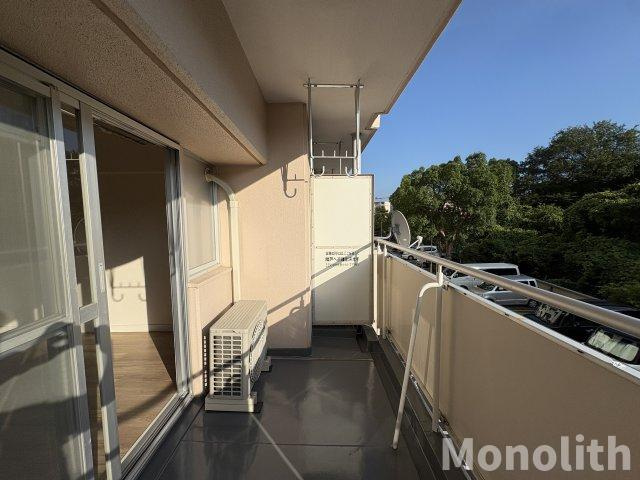 泉北鴨谷台３丁6号棟のバルコニー