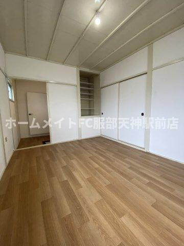 熊野町3丁目戸建ての居間・リビング