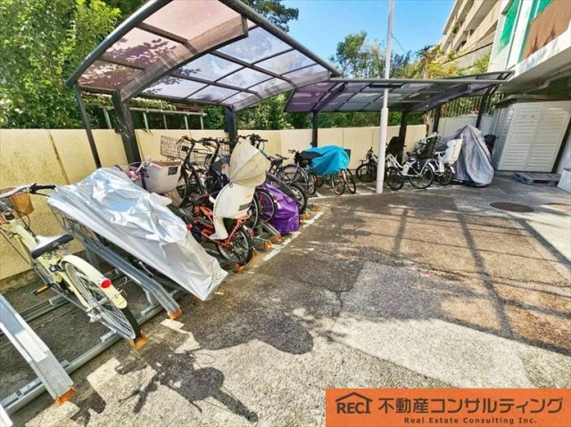 岡本ハウスの駐輪場