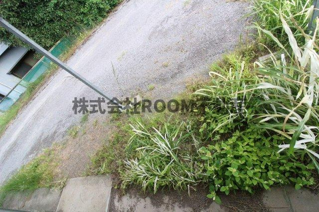 山之口貸家の庭