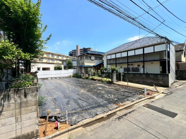 【外観】 | 中野区江原町３丁目　新築戸建て　B号棟 | 【更地現地】暮らしを彩る充実設備を備えた快適な住まい