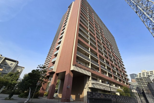 阿波座ライズタワーズマーク２０の外観