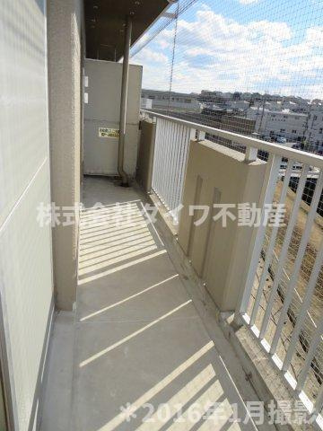 マンション稲葉のバルコニー