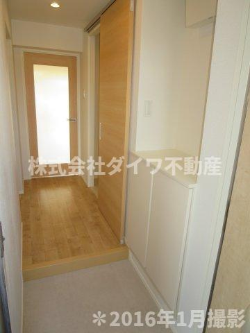 マンション稲葉の玄関