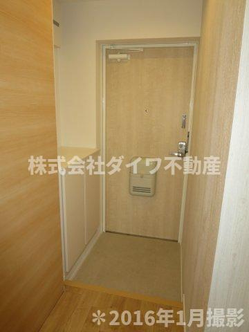マンション稲葉の玄関